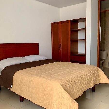 Hotel Universal Дуитама Екстериор снимка